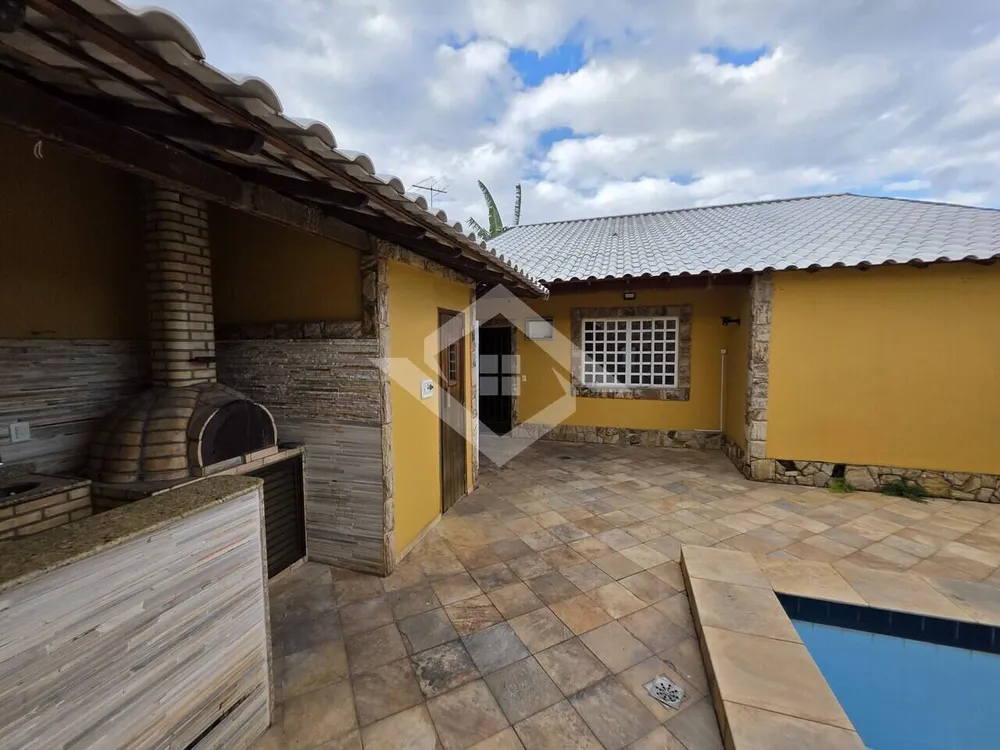 Casa, 3 quartos, 280 m² - Foto 1