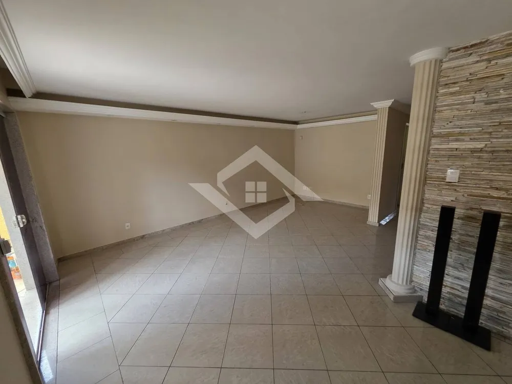 Casa, 3 quartos, 280 m² - Foto 3