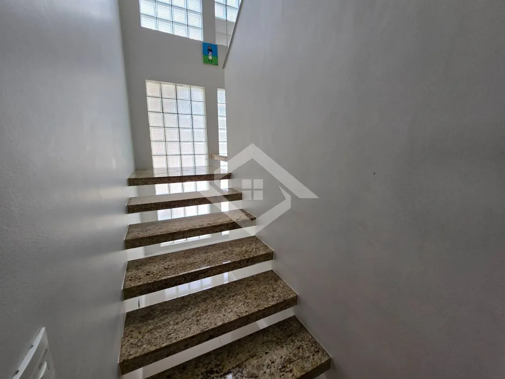 Casa, 3 quartos, 220 m² - Foto 25