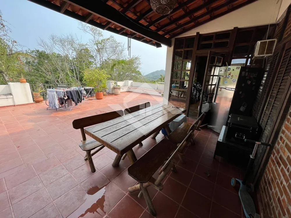 Casa, 4 quartos, 275 m² - Foto 9