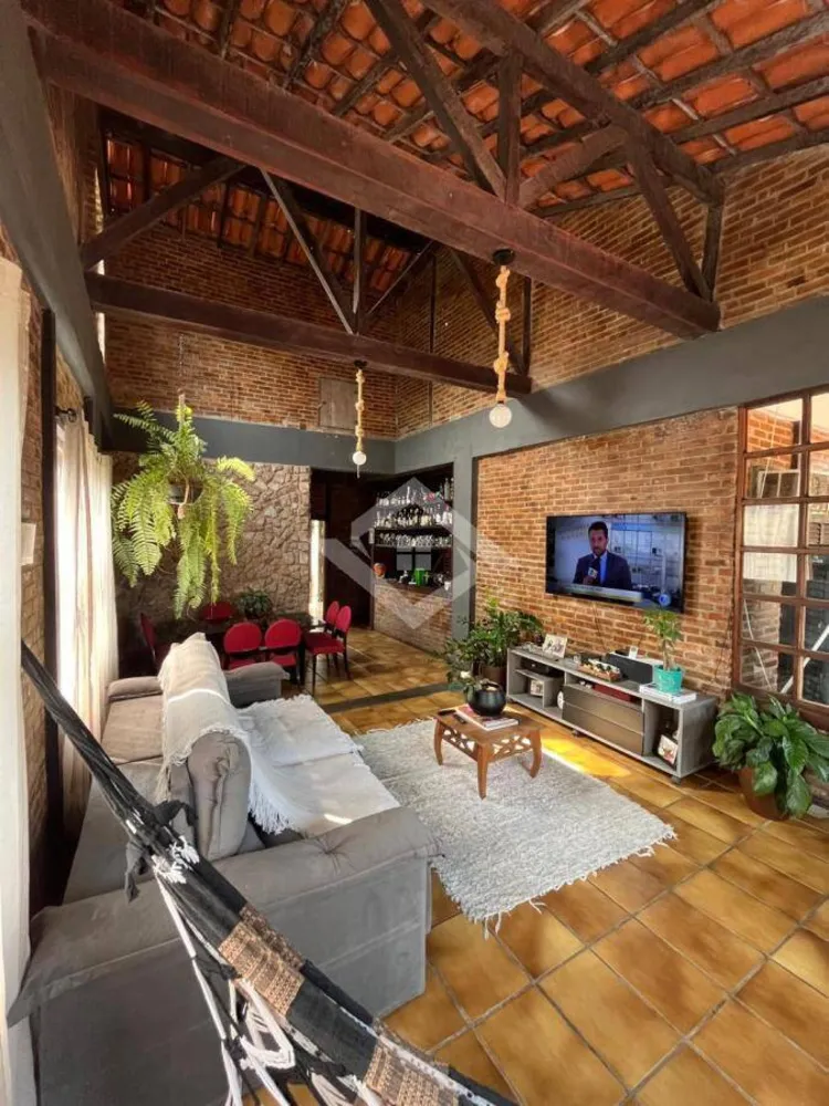 Casa, 4 quartos, 275 m² - Foto 6