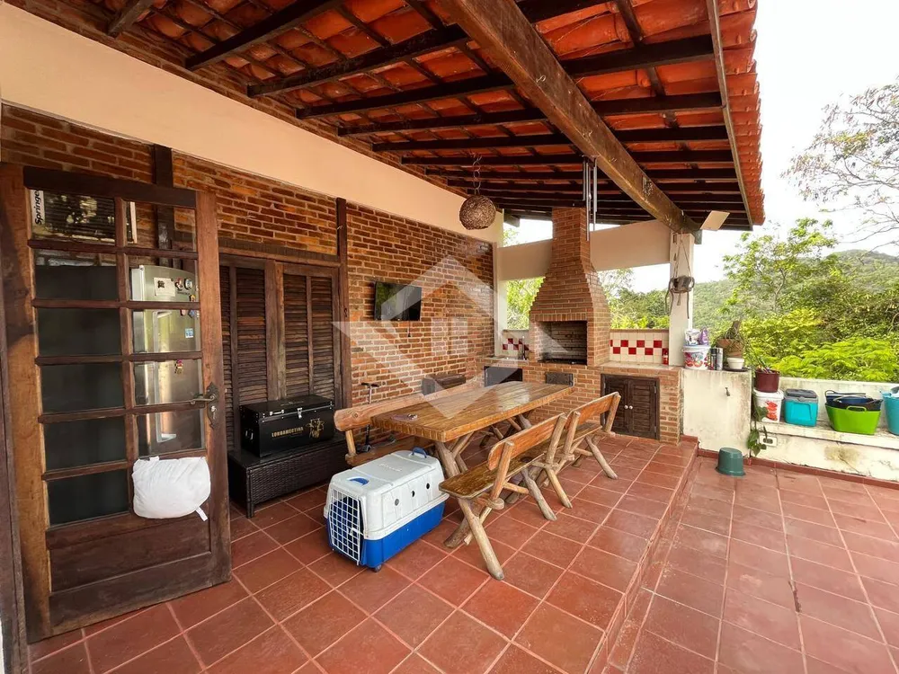 Casa, 4 quartos, 275 m² - Foto 2