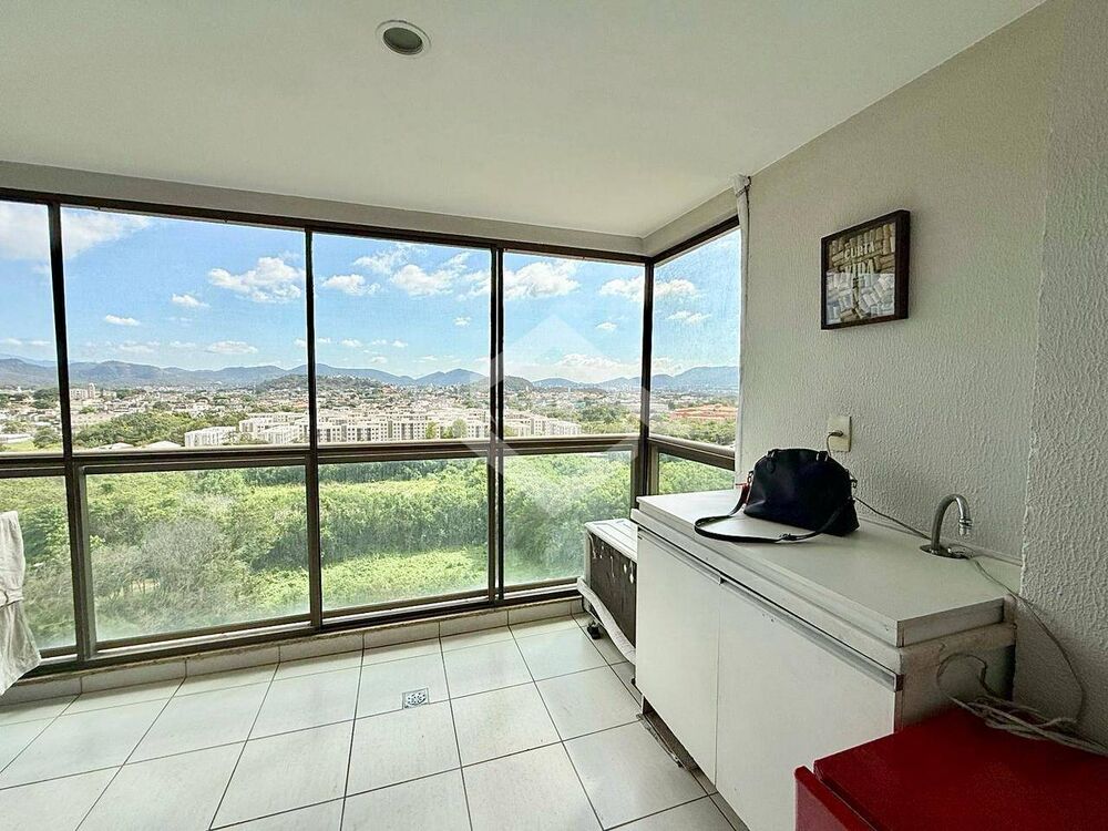 Apartamento à venda com 4 quartos, 107m² - Foto 4
