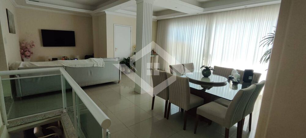 Casa, 3 quartos, 322 m² - Foto 2