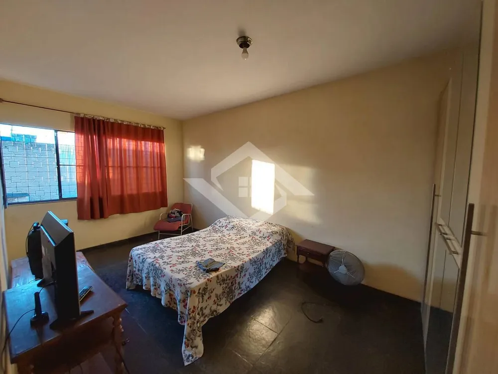 Casa, 5 quartos, 250 m² - Foto 16