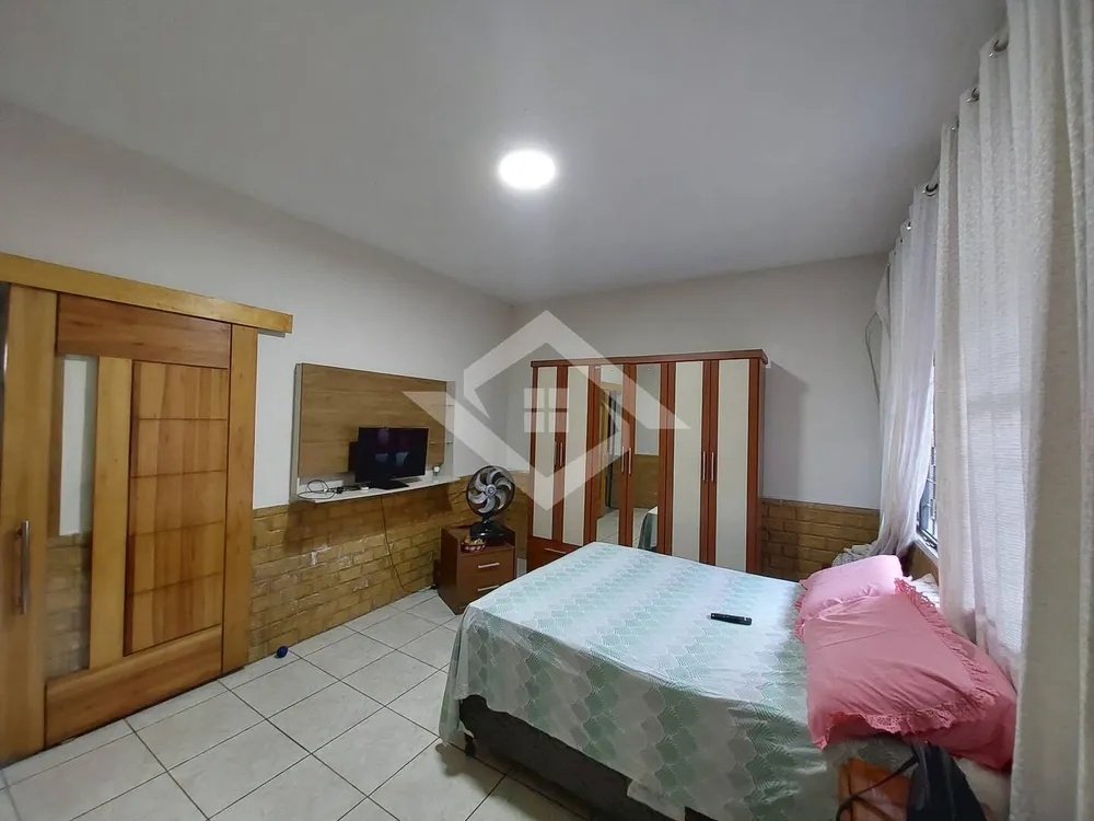 Casa, 5 quartos, 250 m² - Foto 17