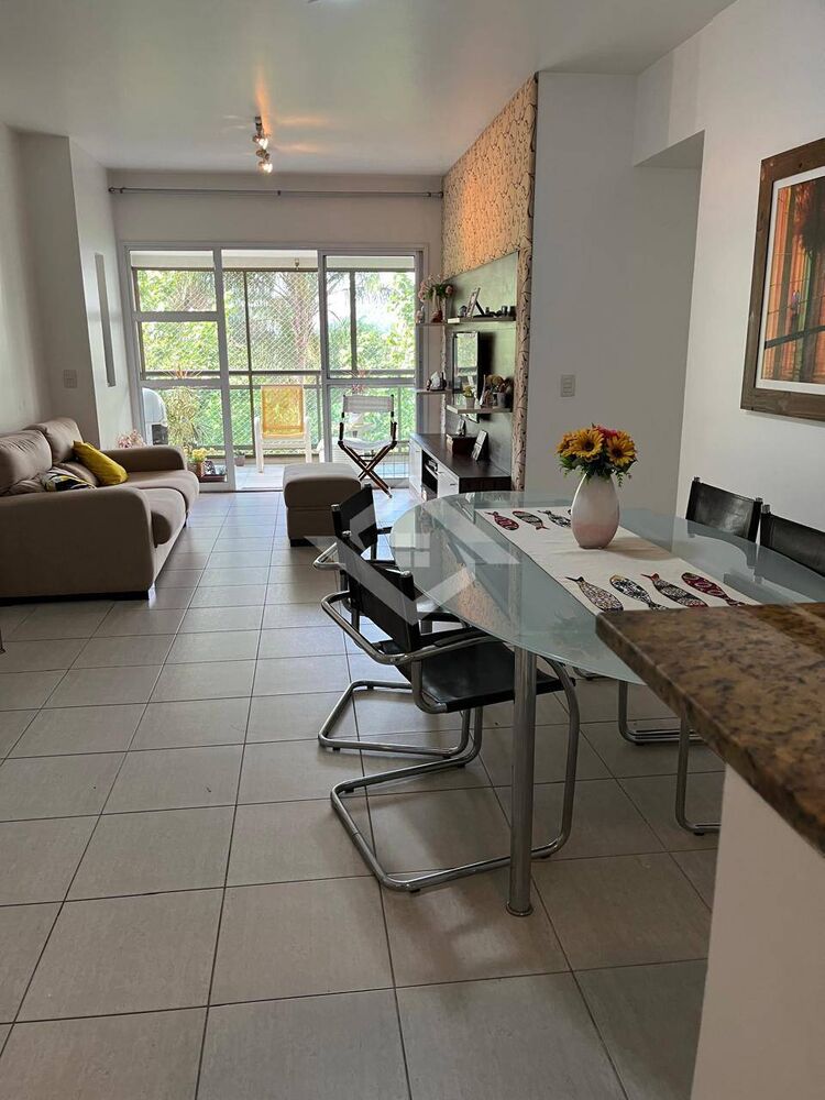 Apartamento à venda com 3 quartos, 115m² - Foto 2