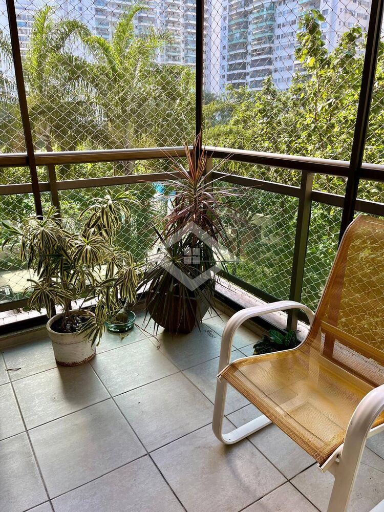 Apartamento à venda com 3 quartos, 115m² - Foto 12