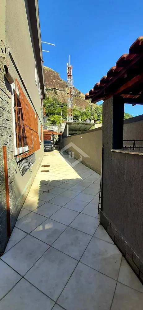 Casa, 5 quartos, 240 m² - Foto 13