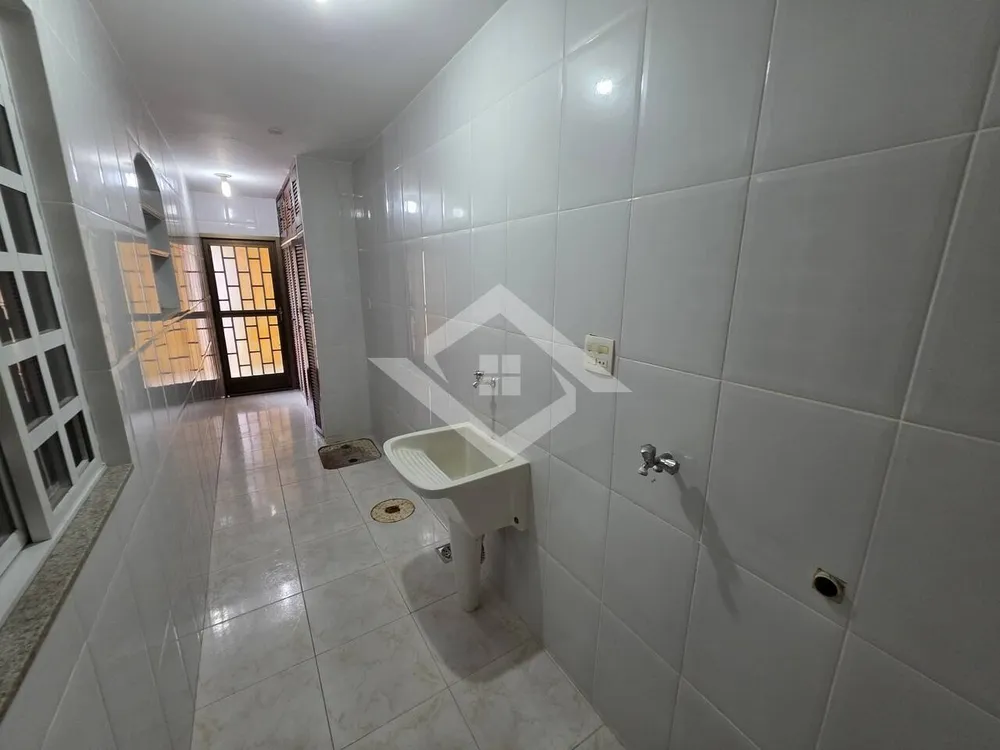 Casa, 3 quartos, 280 m² - Foto 24