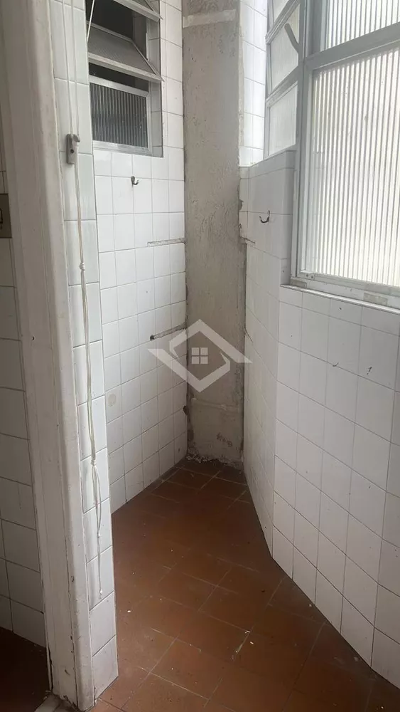 Apartamento à venda com 3 quartos, 103m² - Foto 3