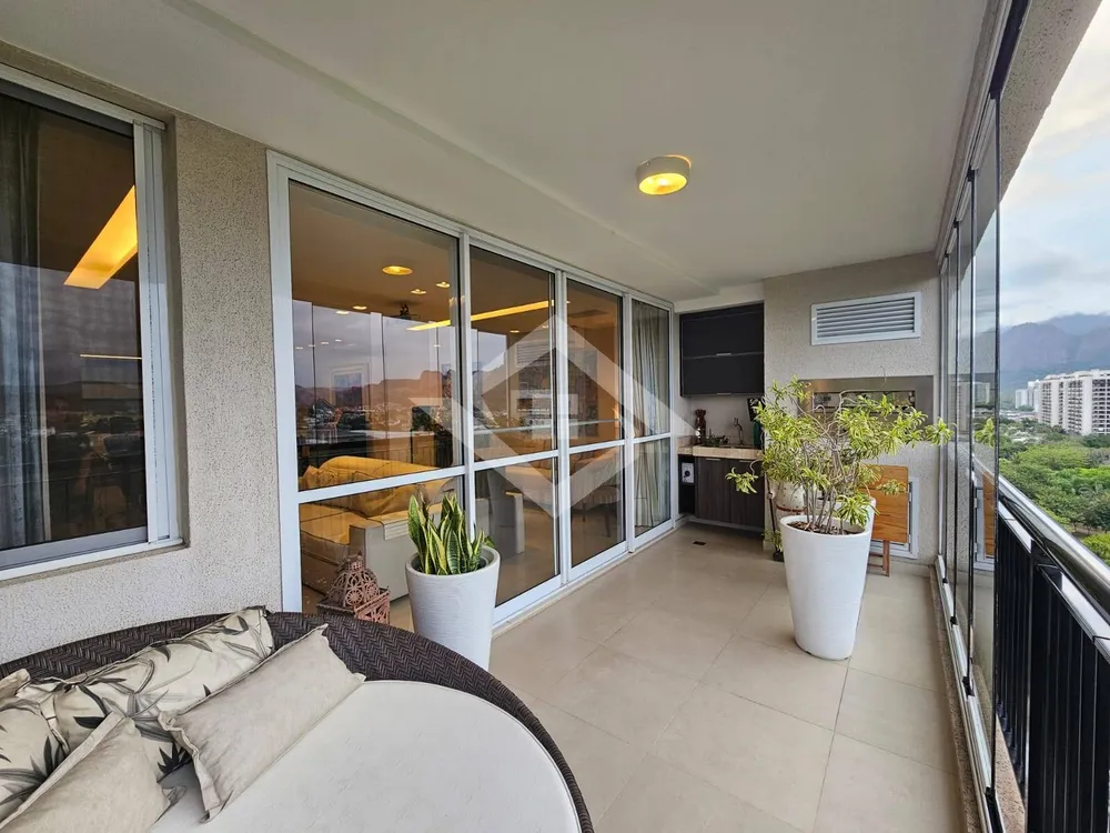 Apartamento, 3 quartos, 165 m² - Foto 1