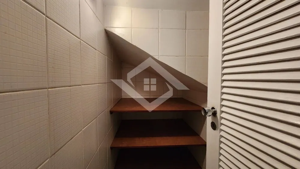 Casa, 4 quartos, 340 m² - Foto 31