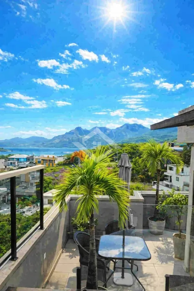 Apartamento, 3 quartos, 140 m² - Foto 1