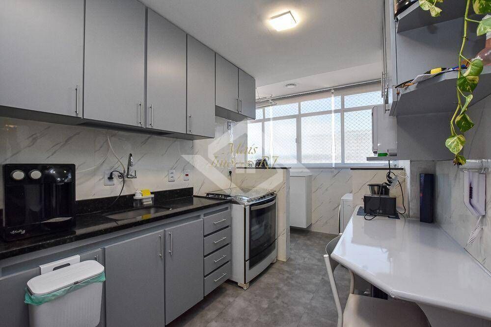 Apartamento à venda com 3 quartos, 200m² - Foto 8