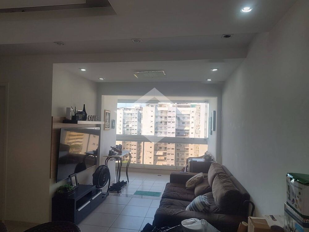 Apartamento para alugar com 3 quartos, 80m² - Foto 13