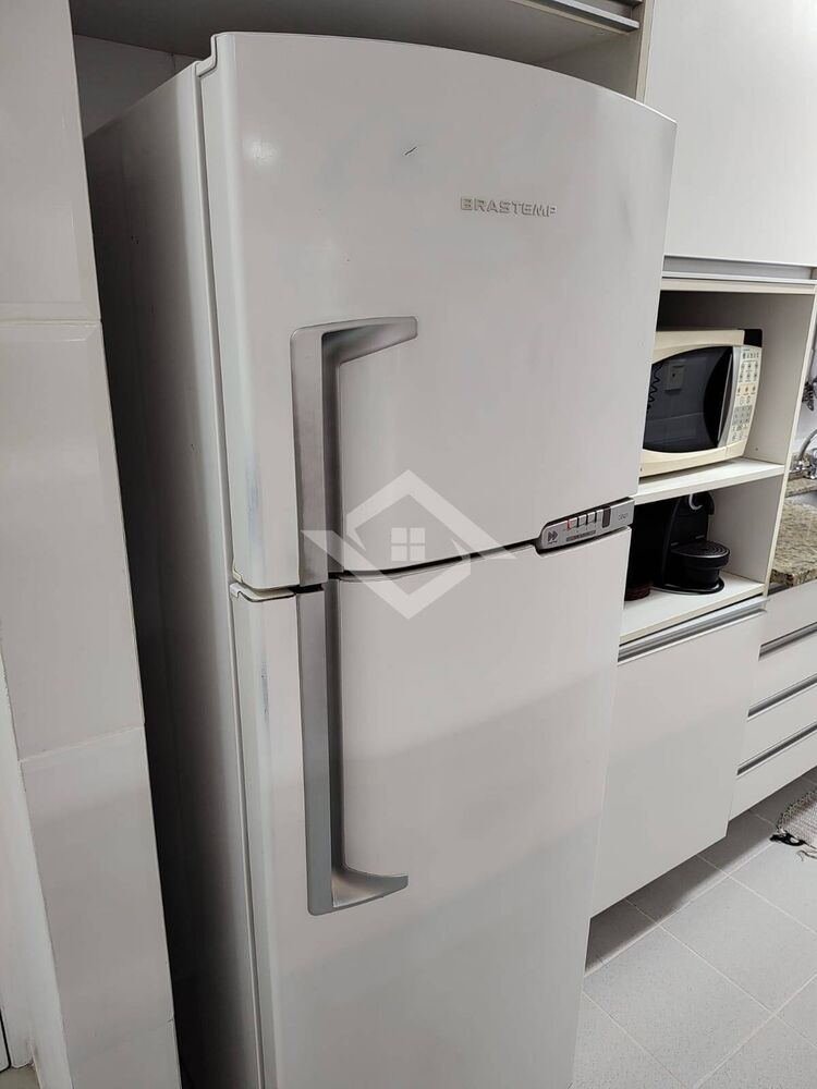 Apartamento para alugar com 3 quartos, 80m² - Foto 10