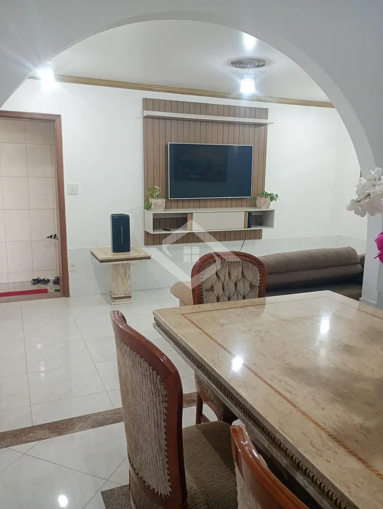Casa, 3 quartos, 250 m² - Foto 7