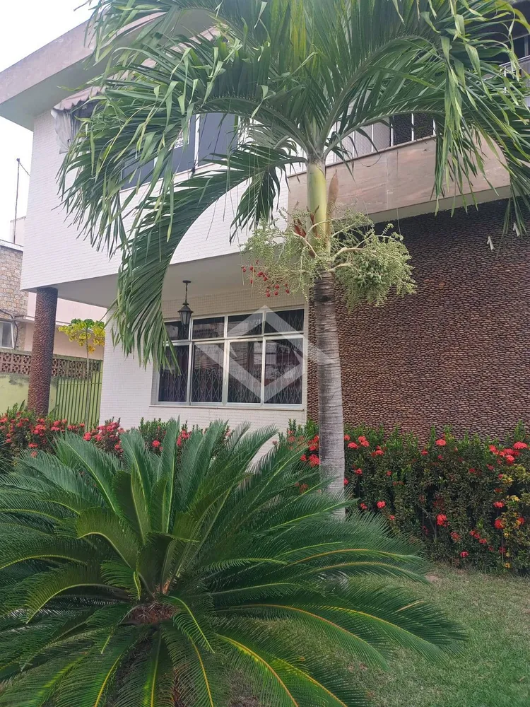 Casa, 5 quartos, 310 m² - Foto 2