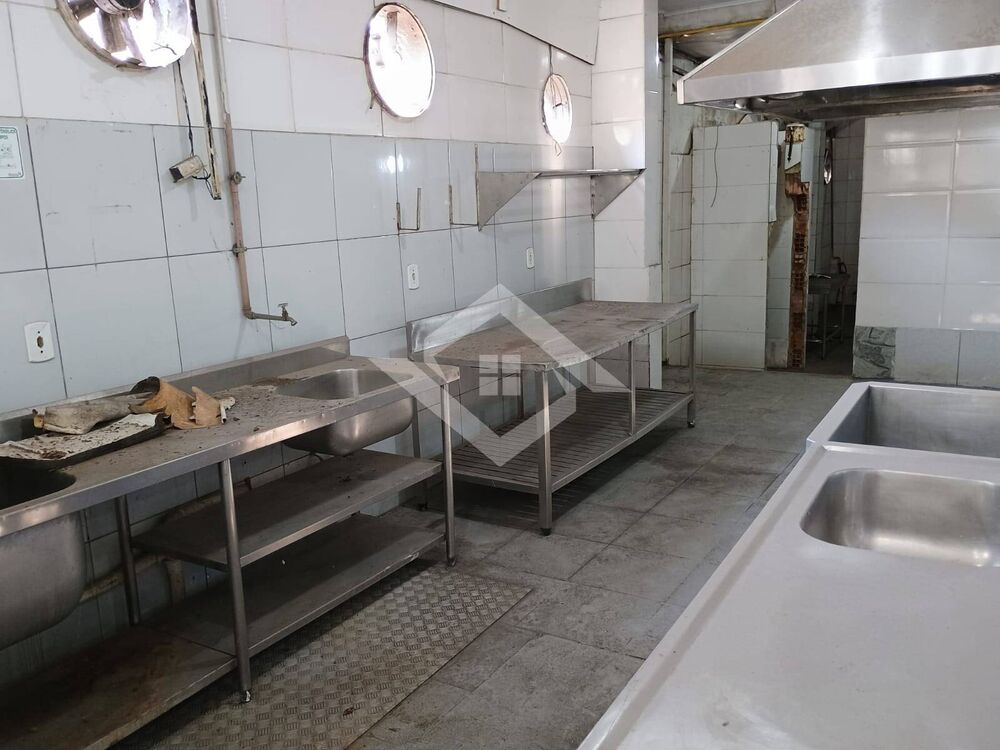 Casa para alugar com 1 quarto, 416m² - Foto 14