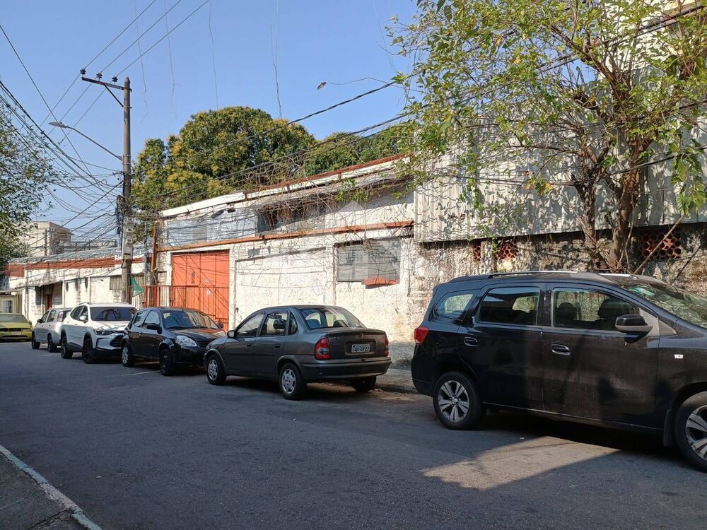 Casa para alugar com 1 quarto, 416m² - Foto 11