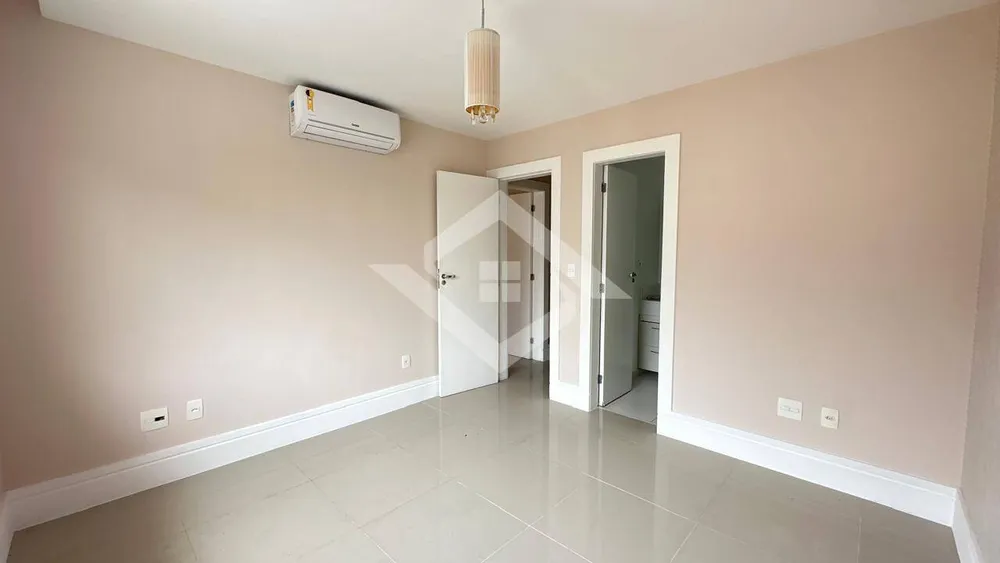 Casa, 4 quartos, 280 m² - Foto 33