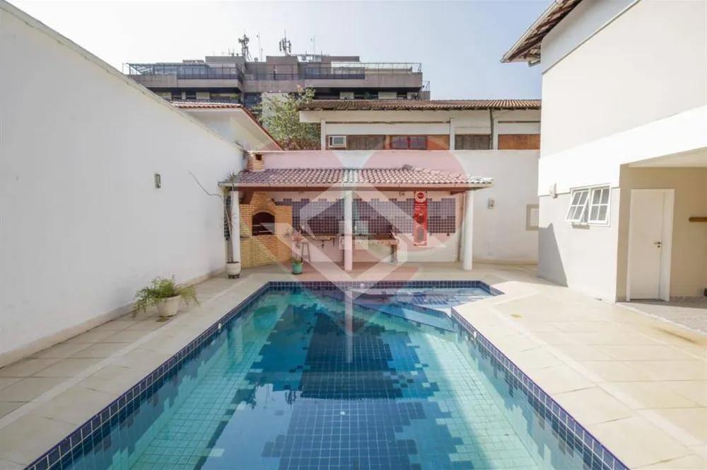 Casa, 4 quartos, 750 m² - Foto 1