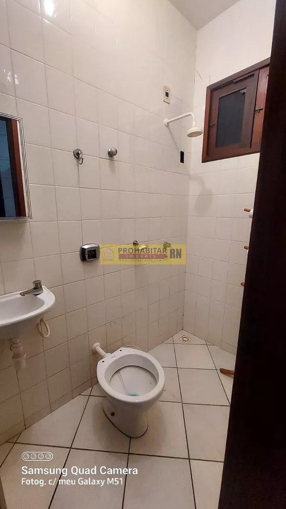 Casa de Condomínio à venda com 4 quartos, 300m² - Foto 4