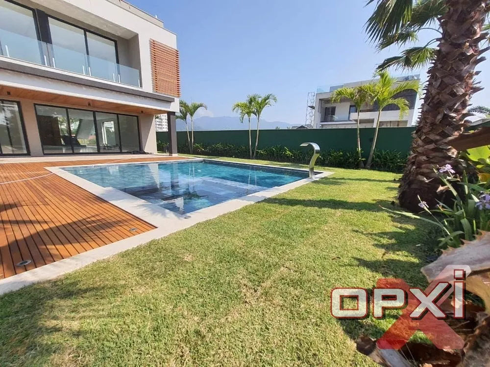 Casa de Condomínio à venda com 5 quartos, 622m² - Foto 2