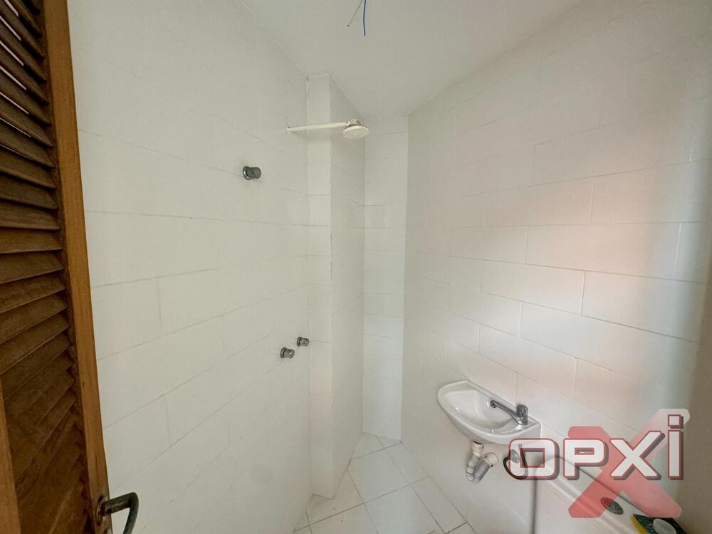 Cobertura à venda com 4 quartos, 300m² - Foto 13