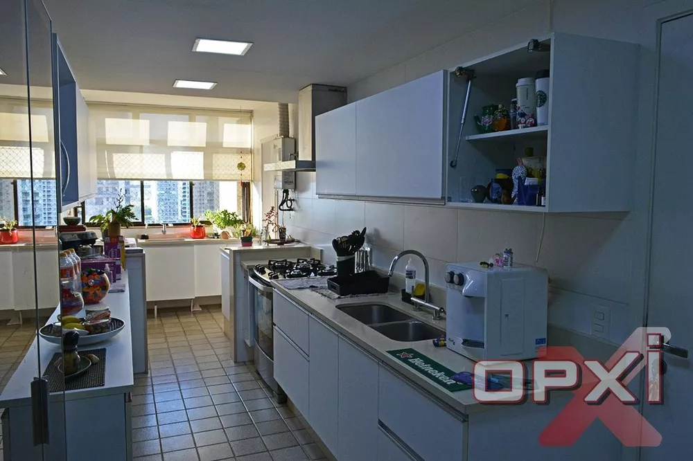 Apartamento, 3 quartos, 244 m² - Foto 10
