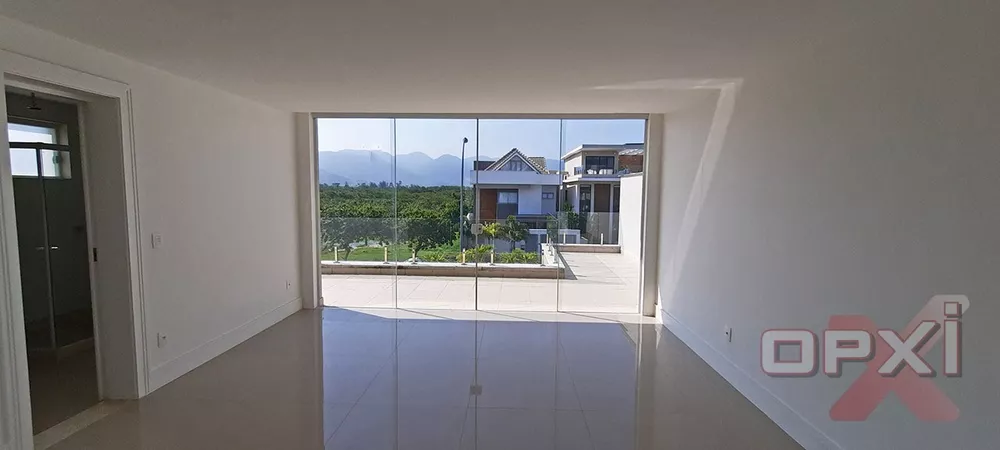 Casa de Condomínio à venda com 5 quartos, 300m² - Foto 16