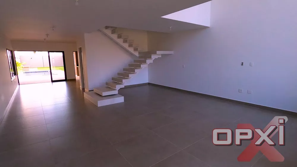 Casa de Condomínio à venda com 3 quartos, 280m² - Foto 2