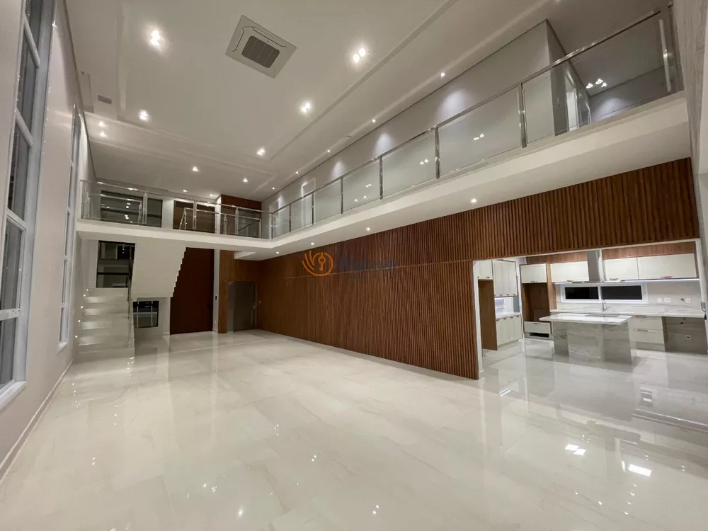 Casa à venda com 4 quartos, 468m² - Foto 1