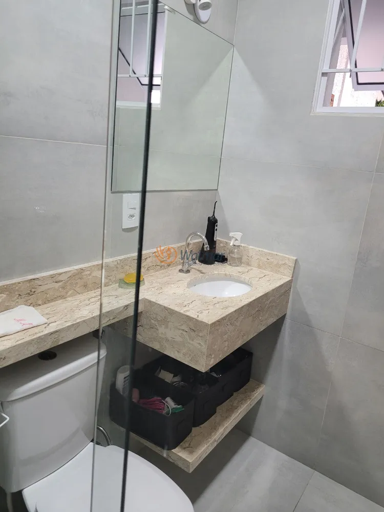 Casa, 4 quartos, 159 m² - Foto 1