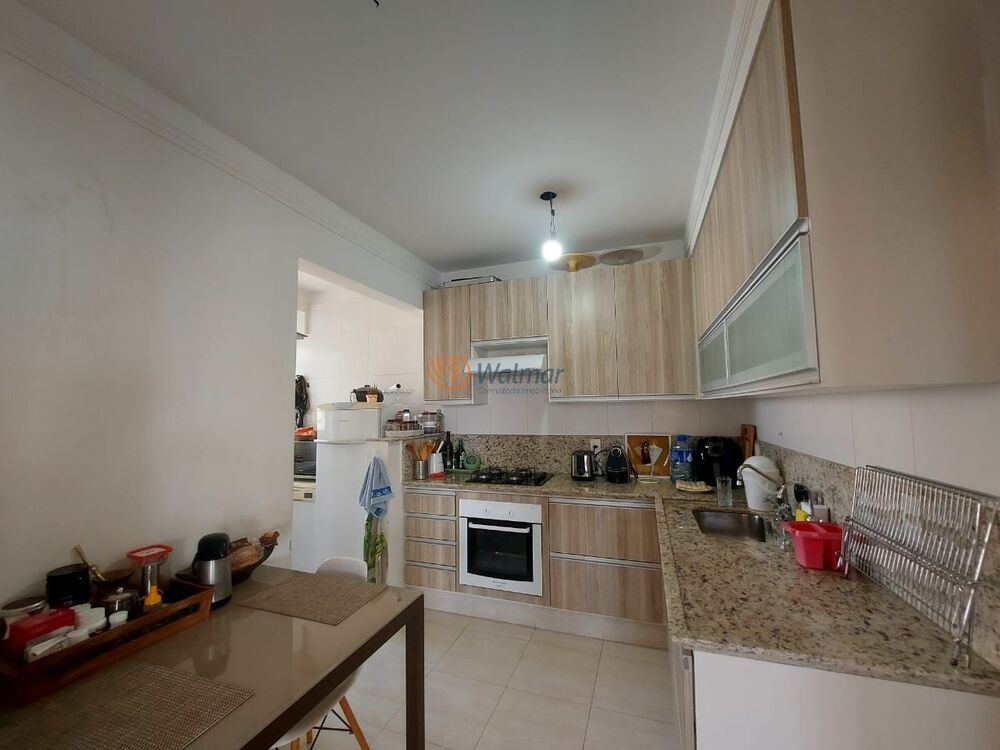 Cobertura, 3 quartos, 213 m² - Foto 1