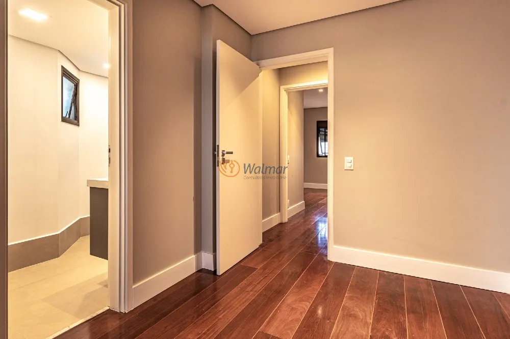 Cobertura, 4 quartos, 244 m² - Foto 1
