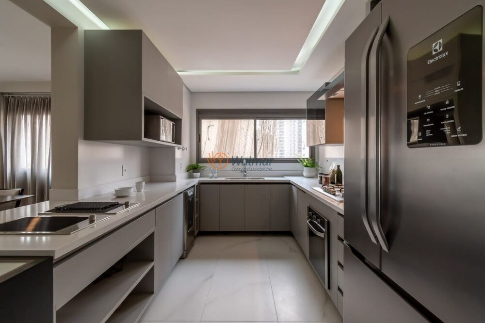 Apartamento à venda com 3 quartos, 213m² - Foto 15