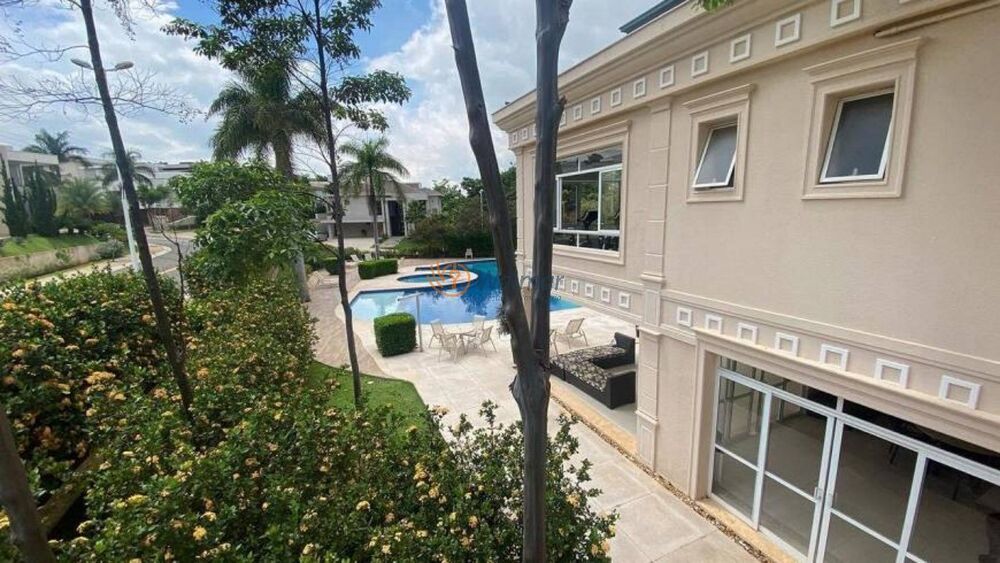 Casa, 4 quartos, 620 m² - Foto 1