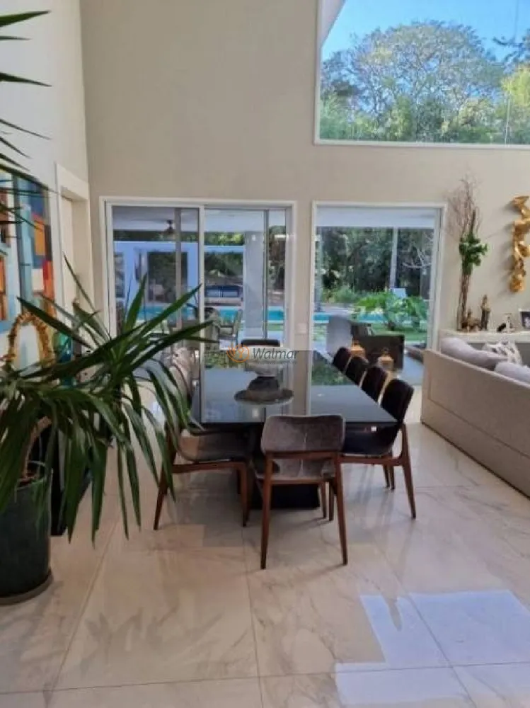Casa, 5 quartos, 590 m² - Foto 1