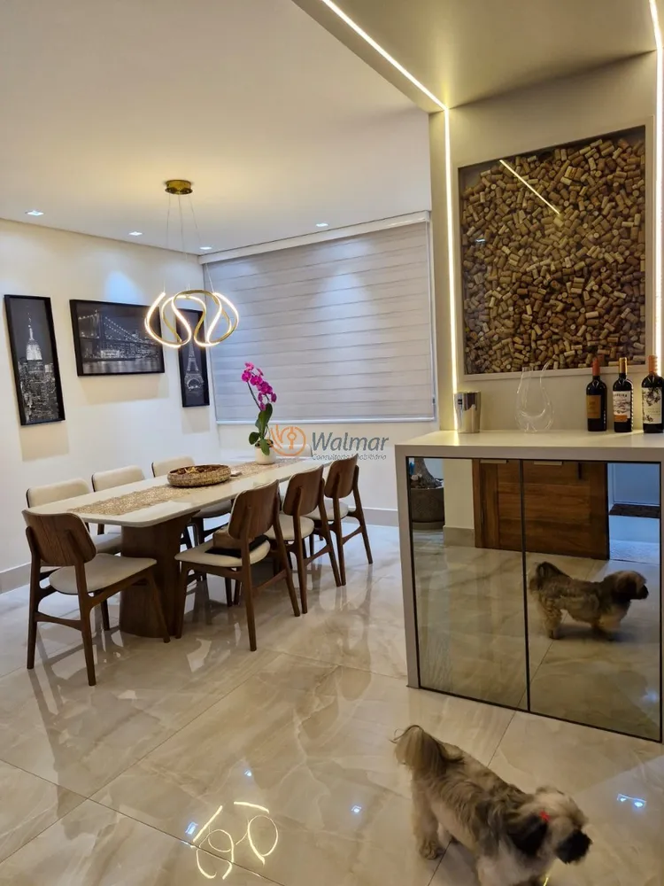 Cobertura, 4 quartos, 215 m² - Foto 5