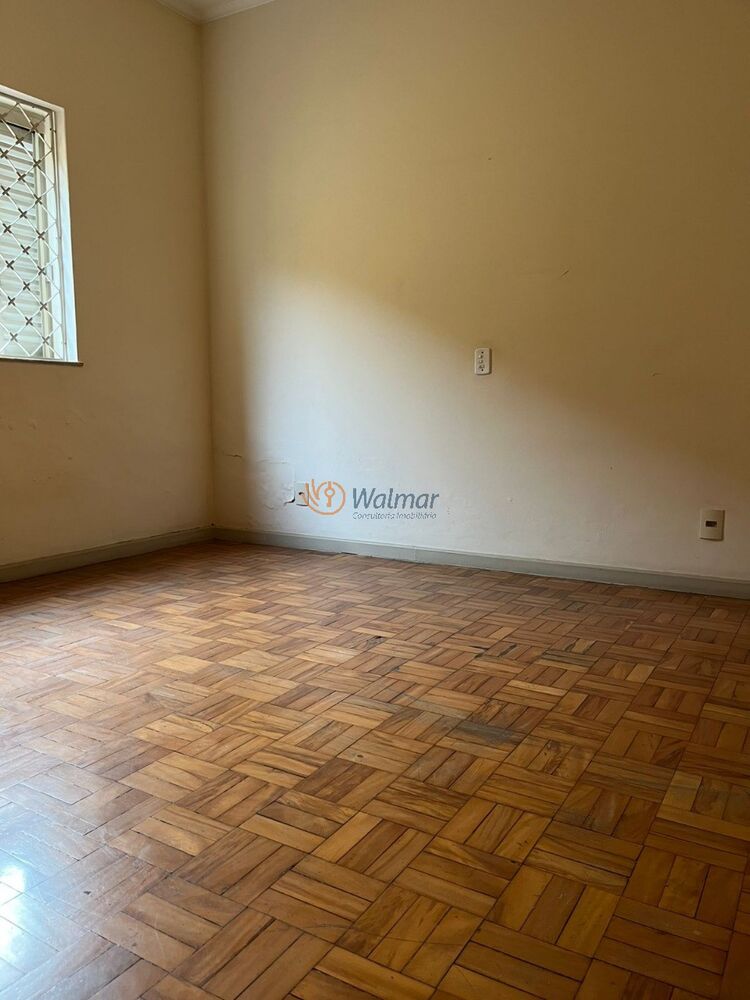 Casa, 3 quartos, 194 m² - Foto 2