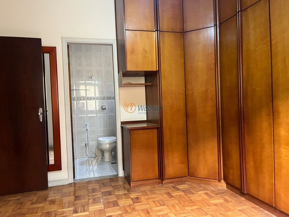 Casa, 3 quartos, 194 m² - Foto 1