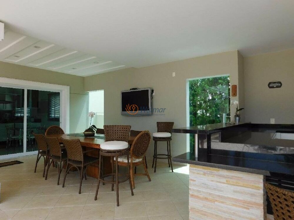 Casa, 4 quartos, 620 m² - Foto 1