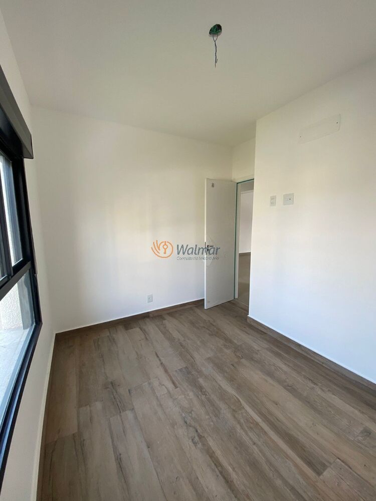 Apartamento à venda com 3 quartos, 78m² - Foto 3