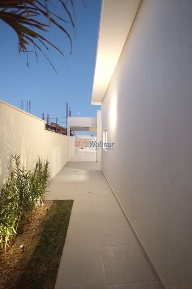 Casa, 4 quartos, 350 m² - Foto 24