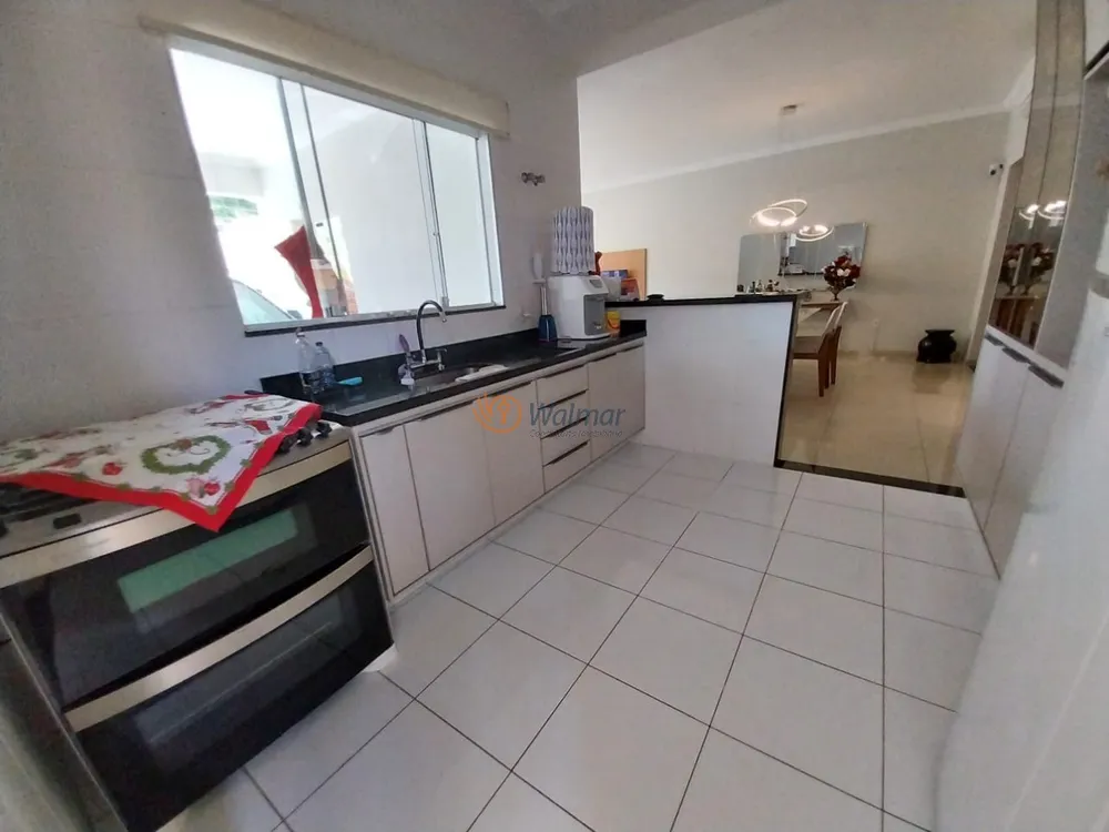 Casa, 3 quartos, 165 m² - Foto 1