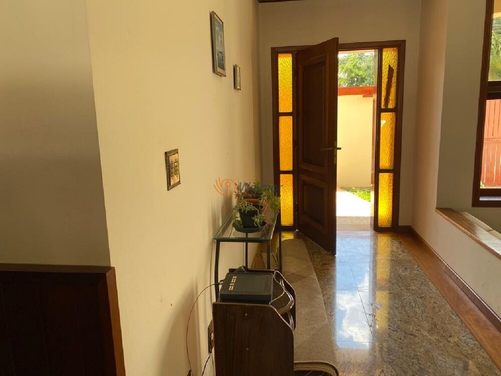 Casa à venda com 4 quartos, 335m² - Foto 25
