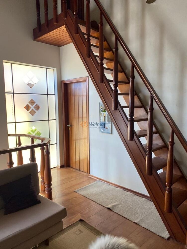 Casa à venda com 4 quartos, 335m² - Foto 12