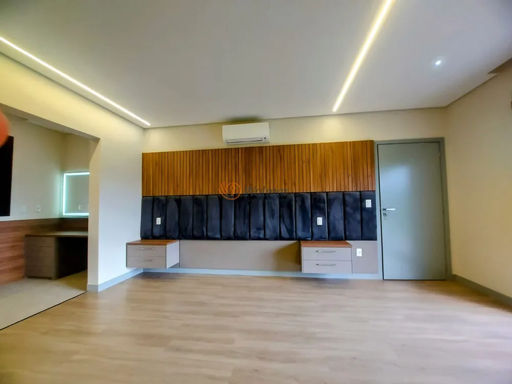 Casa, 4 quartos, 422 m² - Foto 1